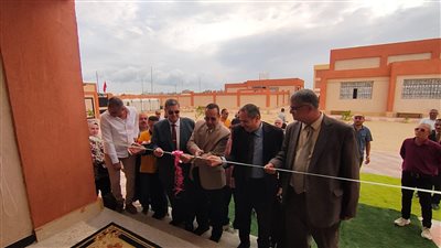محافظ شمال سيناء يفتتح المدرسة الثانوية المعمارية بالعريش (فيديو صور)