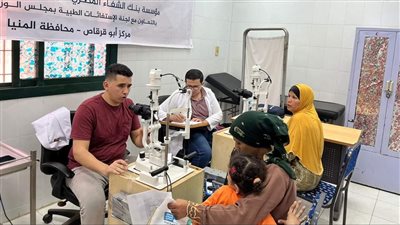 الكشف على 4220 حالة مجانا بالقوافل الطبية في المنيا