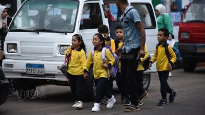 عروض التنورة تستقبل الطلاب في أول أيام العام الدراسي الجديد بالشرقية (بث مباشر)