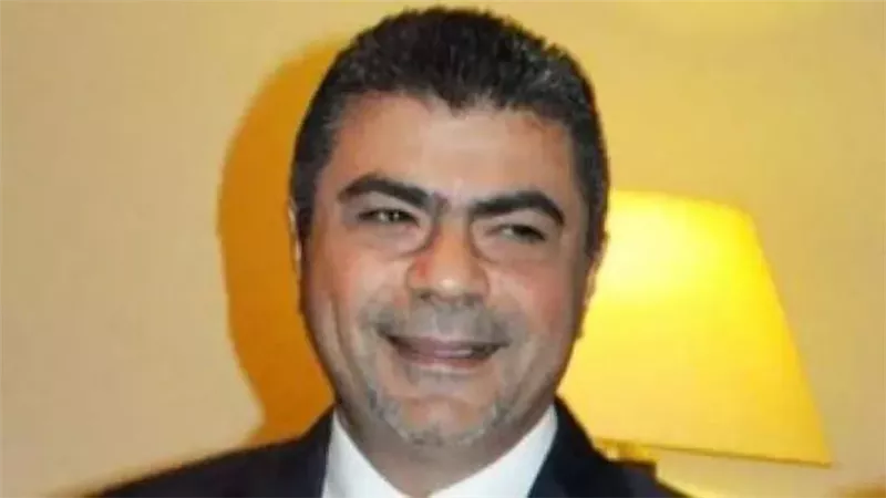 رجل الأعمال أيمن