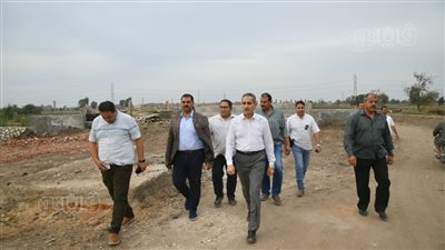 محافظ الغربية يتابع مشروعات الرصف والتطوير بطنطا