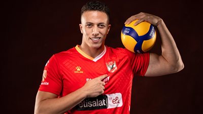 سيف عابد: الانضمام للأهلي شرف كبير وهدفنا الفوز بالرباعية