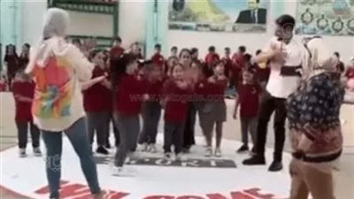 ارتياح بين أولياء الأمور ببورسعيد بعد إحالة المسئولين عن فضيحة طابور الصباح للتحقيق (فيديو)