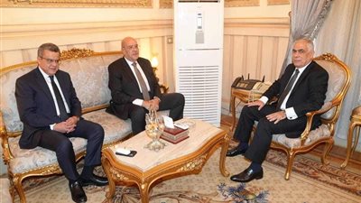 النائب العام يستقبل رئيس الجهاز المركزي للمحاسبات ونائبه