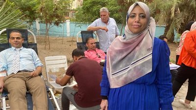 الشهر العقارى في الإسماعيلية ينظم حملة للتبرع بالدم لصالح مصابي حادث مديرية الأمن (صور) 