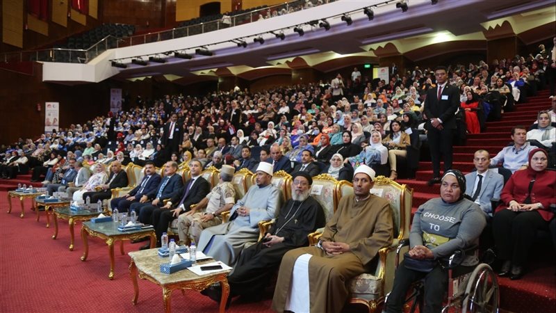 لقاء عن دور المرأة