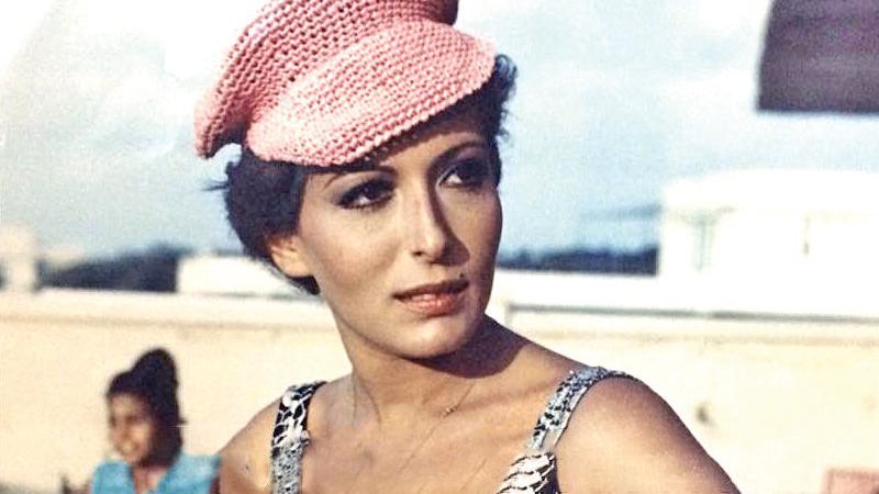 الفنانة ماجدة الخطيب،