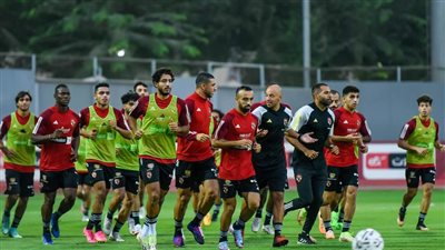 الأهلي يواصل تدريباته استعدادا لمواجهة إنبي في نصف نهائي كأس مصر (صور)