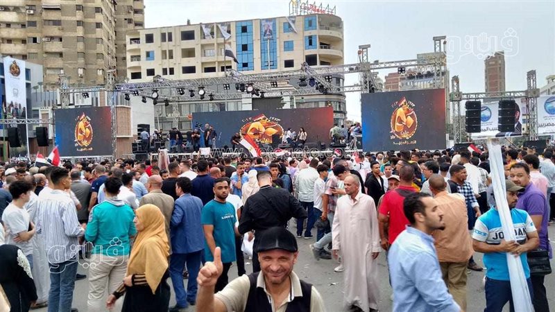  احتفالات المواطنين