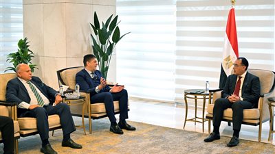 رئيس الوزراء يلتقي مسئولي شركة فوداكوم العالمية لزيادة استثماراتها في السوق