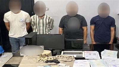 أخبار الحوادث اليوم، 11 مصابا في مشاجرة بسبب أريكة خشبية.. ضبط عصابة تزوير كارنيهات الرتب العسكرية.. حريق يلتهم محال في السيدة زينب 