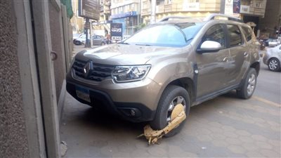 ضبط 10 سيارات مخالفة في ميت عقبة بالعجوزة بعد شكاوى المواطنين