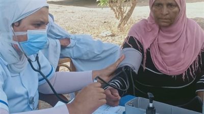 الكشف على 814 مواطنا خلال قافلة طبية مجانية بفايد في الإسماعيلية (صور) 
