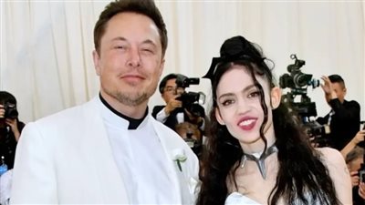  صديقة ماسك ترفع دعوى قضائية ضده: تصرفه يمزق قلبي وخاطبته على تويتر ولم يرد