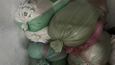 ضبط مصنع لإنتاج وتعبئة الطحينة المغشوشة في المرج 