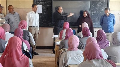 مدير تعليم فاقوس يشدد على منع العقاب بالمدارس 