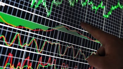 54 ألف عملية تداول بمنتصف حركة التعاملات بالبورصة المصرية اليوم