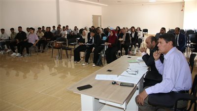 نائب رئيس جامعة طيبة التكنولوجية يشهد مناقشة تقارير التدريبات الصيفية