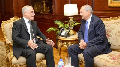 النائب العام يستقبل نبيل صادق النائب العام الأسبق (صور)