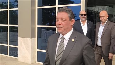 بعد فوزه برئاسة لجنة العلاقات الخارجية، إجراءات استقالة حازم عمر من مجلس الشيوخ 