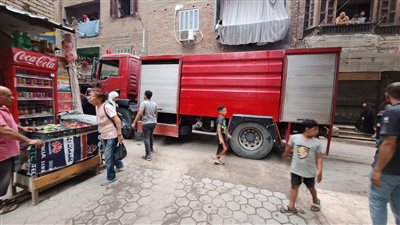 السيطرة على حريق مطعم في منطقة المعادي (صور) 