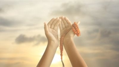 أفضل 5 أدعية لحفظ الأهل من كل شر 