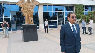 انتخابات الرئاسة، فريد زهران ينهي إجراءات الكشف الطبي (صور) 