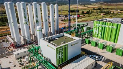 بعد دخول مصر عالم الطاقة النظيفة وتوقيع اتفاقية إنتاج الوقود الأخضر، تعرف على أهم المزايا والأهداف 