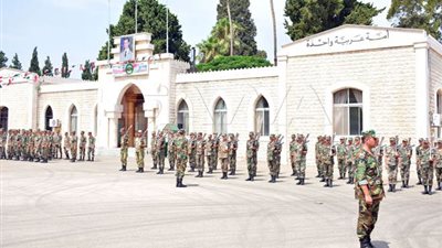 فيديو جديد يرصد اللحظات الأولى لاستهداف حفل تخرج ضباط الكلية الحربية في سوريا