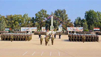 130 قتيلا ومصابا في استهداف حفل تخرج الكلية الحربية بسوريا 