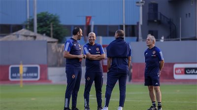 مران الأهلي، كولر يجتمع مع طبيب الفريق