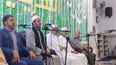 مسجد المدينة غرب الإسكندرية يحتفل بالمولد النبوي (صور)