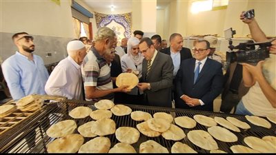 محافظ شمال سيناء يفتتح مخبزا بالعريش (صور)