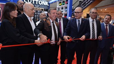 رئيس غرفة صناعة الملابس والسفير التركي يفتتحان المعرض الدولي للأقمشة