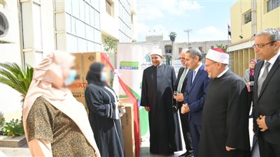 محافظ الغربية ومفتي الديار يسلمان جهاز عرائس لـ 10 فتيات من المقبلات على الزواج