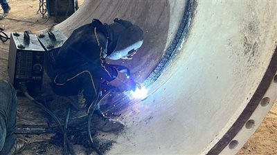 جهاز القاهرة الجديدة: البدء فى ضخ المياه للمناطق المتأثرة تدريجيا بعد إصلاح التسريب