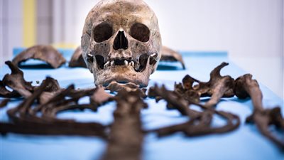 دراسة تكشف تفاصيل صادمة عن عادات أكل لحوم البشر في أوروبا