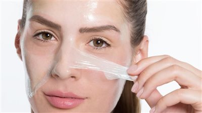 قناع طبيعي لتقشير البشرة الجافة وترطيبها بعمق