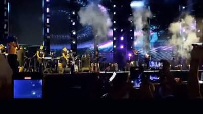 رامي صبري يشعل حفله في العريش بأغنية 