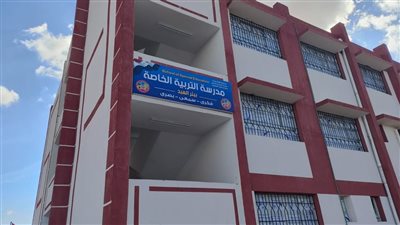 محافظ شمال سيناء يفتتح مدرستين في بئر العبد