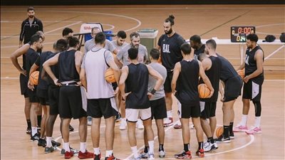 كرة السلة، دش ساخن من أوجستي للاعبي الأهلي في البطولة العربية