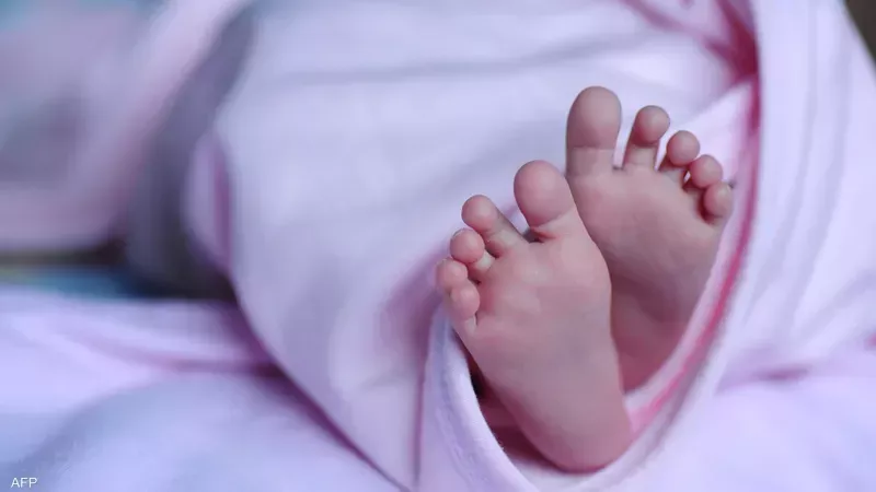 العثورعلى طفلة رضيعة،فيتو