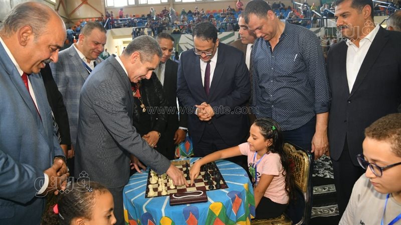 محافظ الغربية يفتتح
