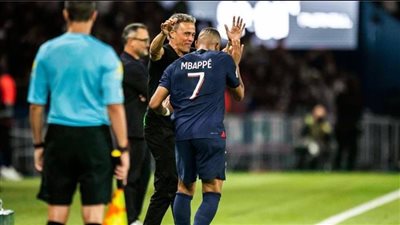 مدرب باريس سان جيرمان يهاجم مبابي رغم تسجيله هاتريك أمام ريمس