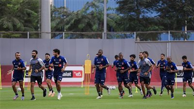 الأهلي يخوض مرانه الختامي استعدادا لمواجهة الإسماعيلي في الدوري (صور)