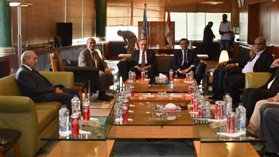 وفد من الصحفيين العرب يزور بانوراما أكتوبر ومدينة الإنتاج الإعلامي (صور) 