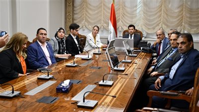 أشرف صبحي يجتمع مع ممثلي الوكالة الدولية لمكافحة المنشطات بالعاصمة الإدارية الجديدة