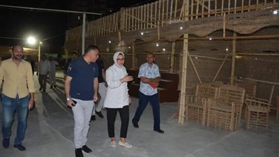 استعدادًا للملتقى الثالث للتمور، نائب محافظ الوادي الجديد تتابع جاهزية أرض المعارض (صور)