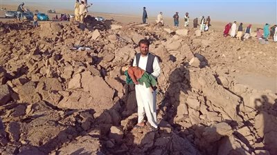 سلسلة زلازل أفغانستان، 10 صور ترصد آثار الكارثة وحصيلة القتلى تتجاوز الـ 320