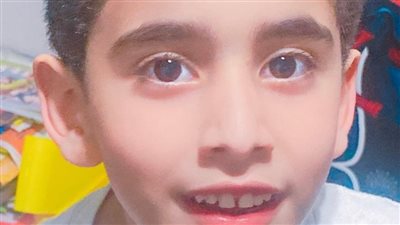 أصغر طالب بمصر يحصل على عضوية قائمة الشرف الدولية بسنغافورة